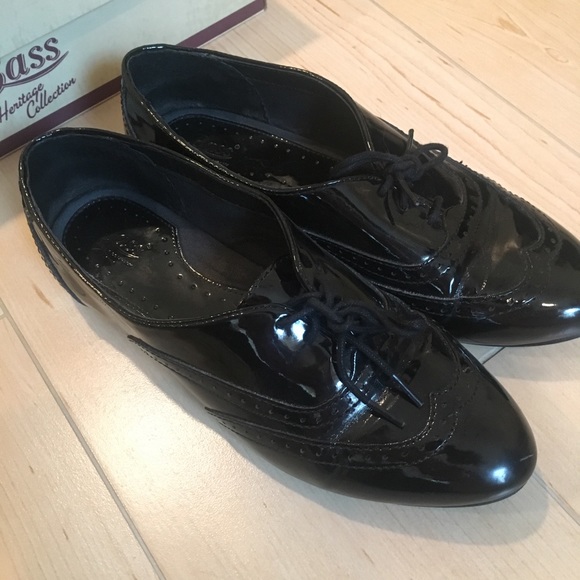 Patent leather flats - Picture 5 of 5